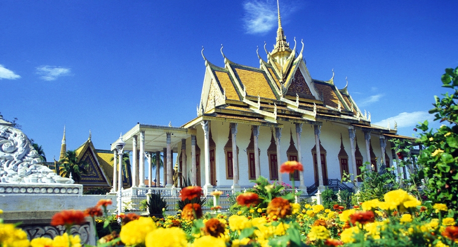 Day 16: Vientiane City Tour (Breakfast)